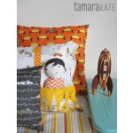 tamara kate les monsieurs pillows